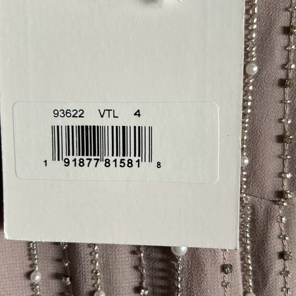 Mac Duggal 93622 NWT LONG SLEEVE PUFF SLEEVE BEADED MIDI DRESS - Picture 9 of 10